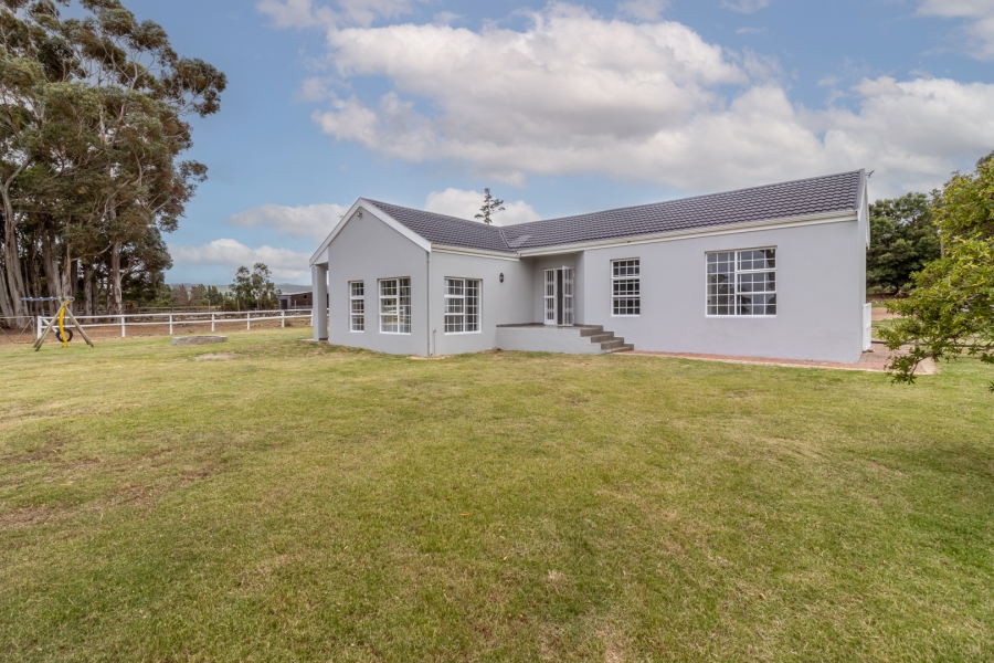 3 Bedroom Property for Sale in Firlands Western Cape